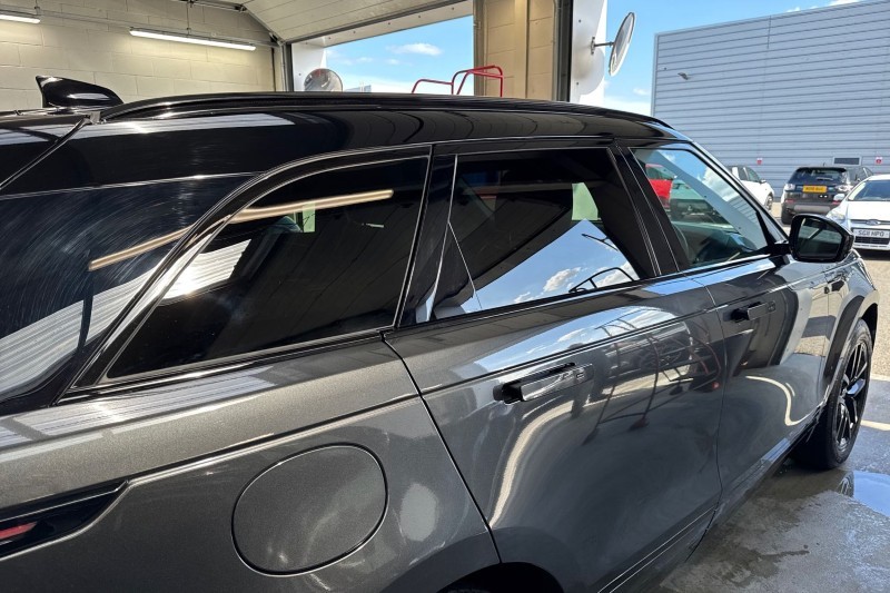 2025 (25) LAND ROVER RANGE ROVER VELAR 2.0 D200 MHEV Dynamic SE 5dr Auto 4537457