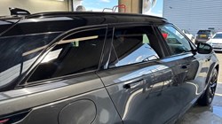 2025 (25) LAND ROVER RANGE ROVER VELAR 2.0 D200 MHEV Dynamic SE 5dr Auto 4537457