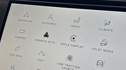 2025 (25) LAND ROVER RANGE ROVER VELAR 2.0 D200 MHEV Dynamic SE 5dr Auto 4537437