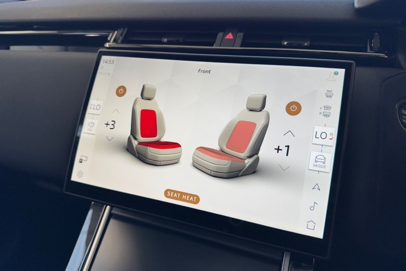 2025 (25) LAND ROVER RANGE ROVER VELAR 2.0 D200 MHEV Dynamic SE 5dr Auto 4537440