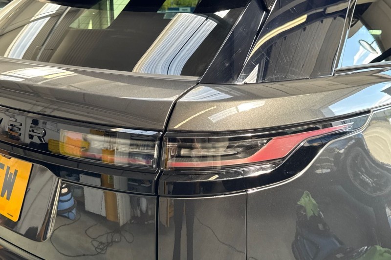 2025 (25) LAND ROVER RANGE ROVER VELAR 2.0 D200 MHEV Dynamic SE 5dr Auto 4537453