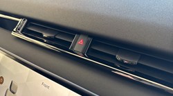 2025 (25) LAND ROVER RANGE ROVER VELAR 2.0 D200 MHEV Dynamic SE 5dr Auto 4537441