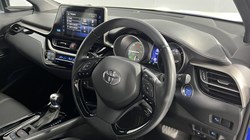2019 (19) TOYOTA C-HR 1.8 Hybrid Dynamic 5dr CVT 5108805