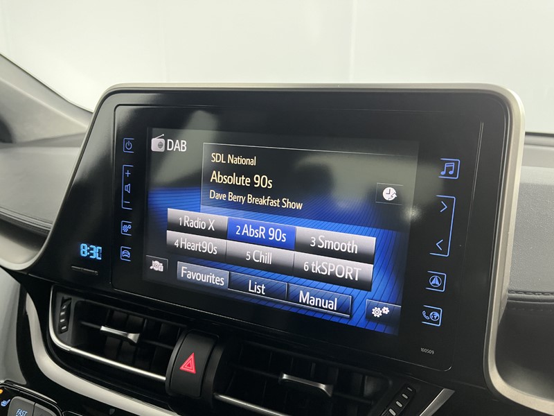 2019 (19) TOYOTA C-HR 1.8 Hybrid Dynamic 5dr CVT 5108825