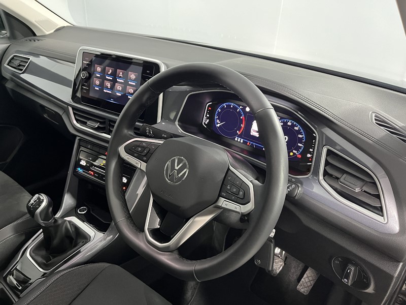 2022 (22) VOLKSWAGEN T-ROC 1.0 TSI Style 5dr 5109353