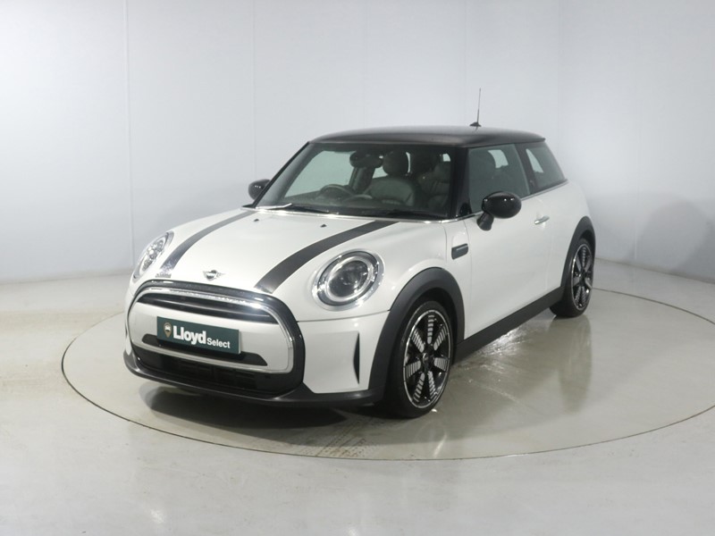 2022 (22) MINI HATCHBACK 1.5 Cooper Exclusive 3dr Auto 5109431