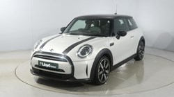 2022 (22) MINI HATCHBACK 1.5 Cooper Exclusive 3dr Auto 5109431