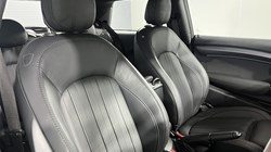 2022 (22) MINI HATCHBACK 1.5 Cooper Exclusive 3dr Auto 5109403