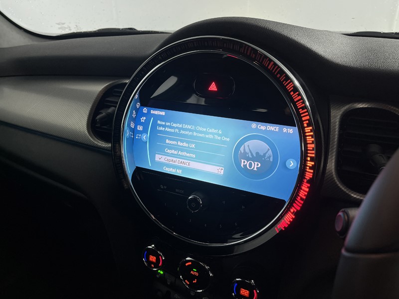 2022 (22) MINI HATCHBACK 1.5 Cooper Exclusive 3dr Auto 5109418