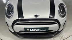 2022 (22) MINI HATCHBACK 1.5 Cooper Exclusive 3dr Auto 5109429