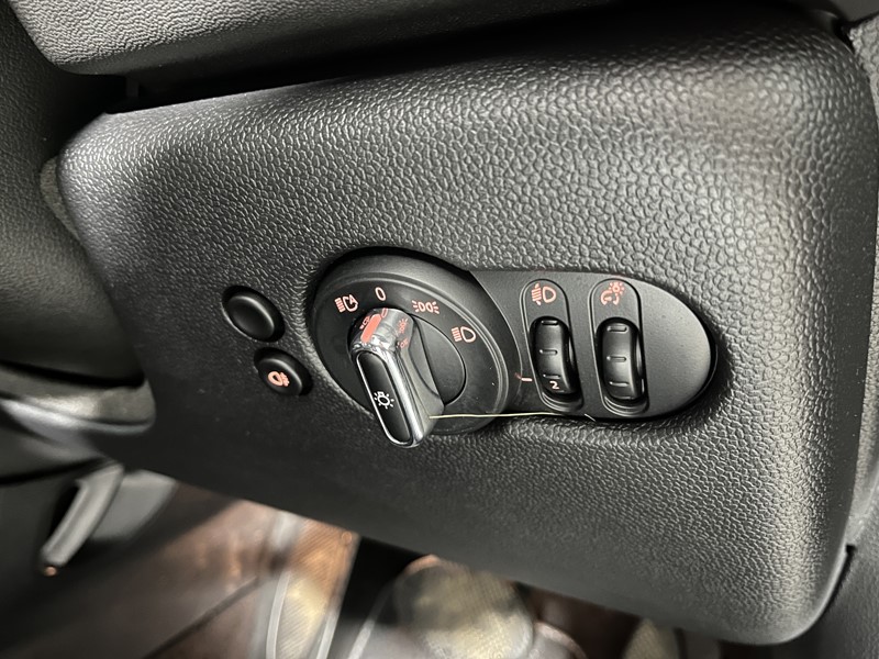 2022 (22) MINI HATCHBACK 1.5 Cooper Exclusive 3dr Auto 5109412