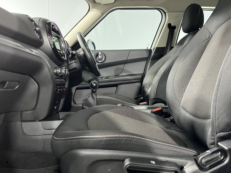2018 (68) MINI COUNTRYMAN 2.0 Cooper D 5dr 5109463