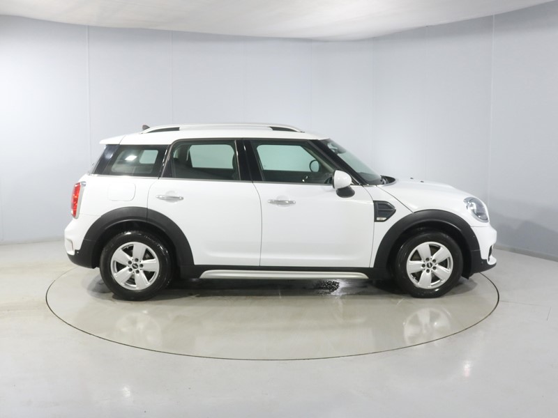 2018 (68) MINI COUNTRYMAN 2.0 Cooper D 5dr 5109436