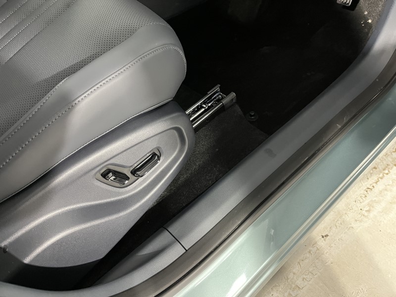 2026 (75) GEELY EX5 160kW Max 60kWh 5dr Auto 5411780