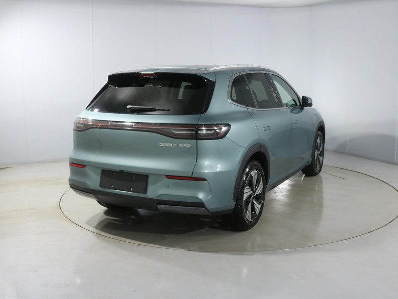2026 (75) GEELY EX5 160kW Max 60kWh 5dr Auto 5411807