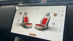 2025 (25) LAND ROVER RANGE ROVER VELAR 2.0 D200 MHEV Dynamic SE 5dr Auto 4535585