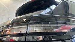 2025 (25) LAND ROVER RANGE ROVER VELAR 2.0 D200 MHEV Dynamic SE 5dr Auto 4535598