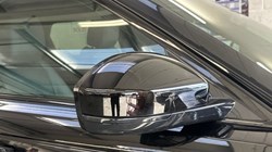 2025 (25) LAND ROVER RANGE ROVER VELAR 2.0 D200 MHEV Dynamic SE 5dr Auto 4535601