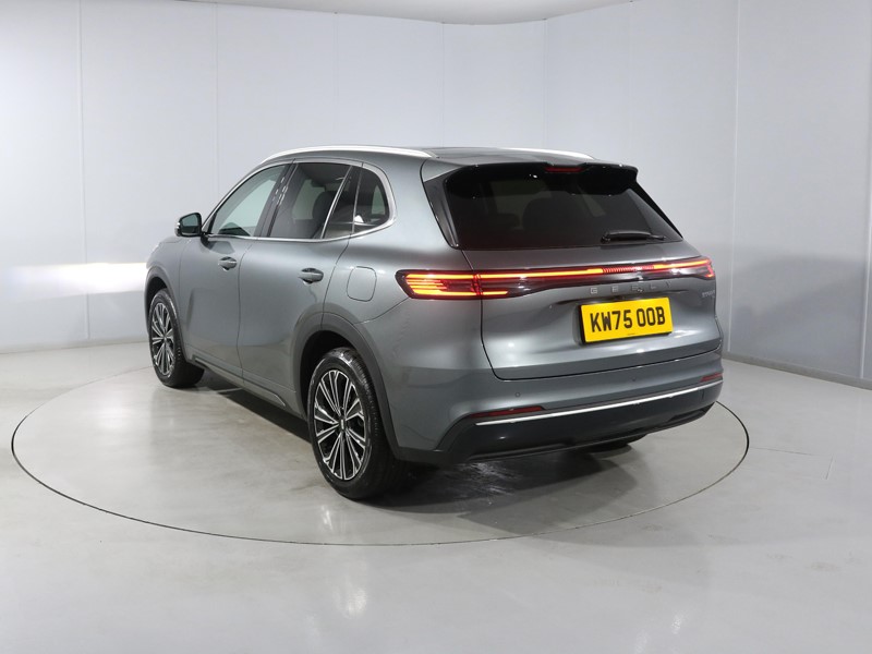 2026 (75) GEELY STARRAY 1.5 EM-i Max 5dr Auto