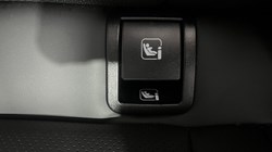 2026 (75) GEELY STARRAY 1.5 EM-i Max 5dr Auto 5589408