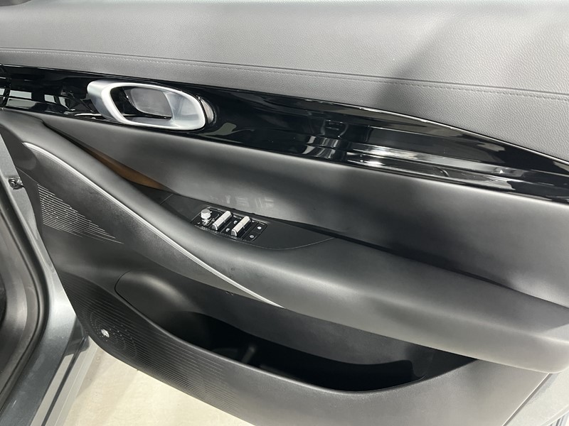 2026 (75) GEELY STARRAY 1.5 EM-i Max 5dr Auto 5589389
