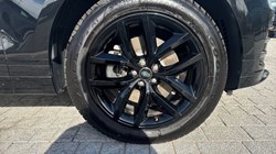 2025 (25) LAND ROVER RANGE ROVER VELAR 2.0 D200 MHEV Dynamic SE 5dr Auto 4540277