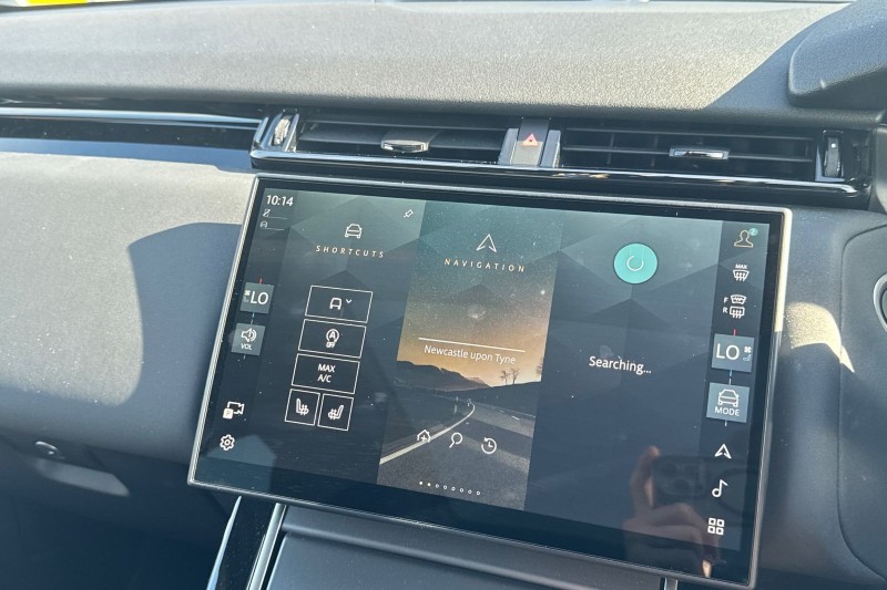 2025 (25) LAND ROVER RANGE ROVER VELAR 2.0 D200 MHEV Dynamic SE 5dr Auto 4540299