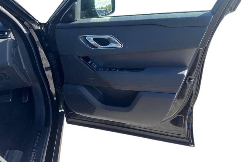 2025 (25) LAND ROVER RANGE ROVER VELAR 2.0 D200 MHEV Dynamic SE 5dr Auto 4540291