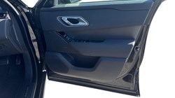 2025 (25) LAND ROVER RANGE ROVER VELAR 2.0 D200 MHEV Dynamic SE 5dr Auto 4540291