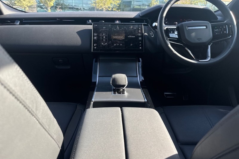 2025 (25) LAND ROVER RANGE ROVER VELAR 2.0 D200 MHEV Dynamic SE 5dr Auto 4540283