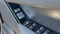 2025 (25) LAND ROVER RANGE ROVER VELAR 2.0 D200 MHEV Dynamic SE 5dr Auto 4540292