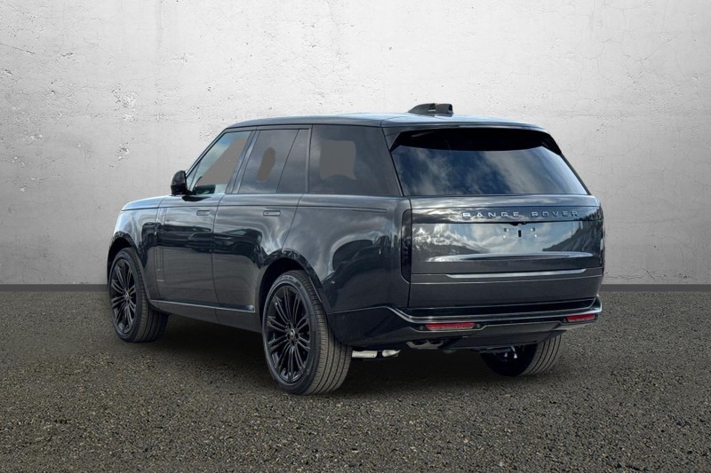  LAND ROVER RANGE ROVER 3.0 D300 Edition 4dr Auto