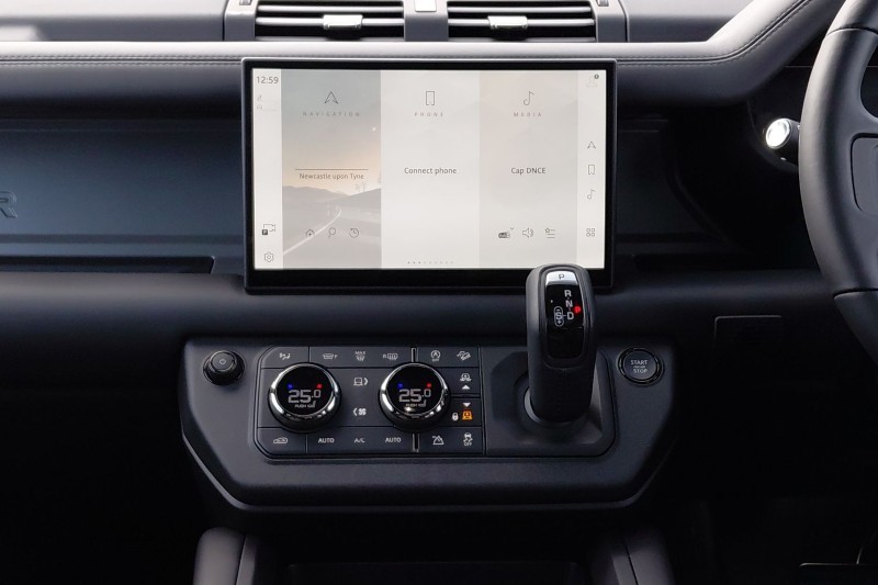  LAND ROVER DEFENDER 4.4 P635 Octa 110 5dr Auto 5066838