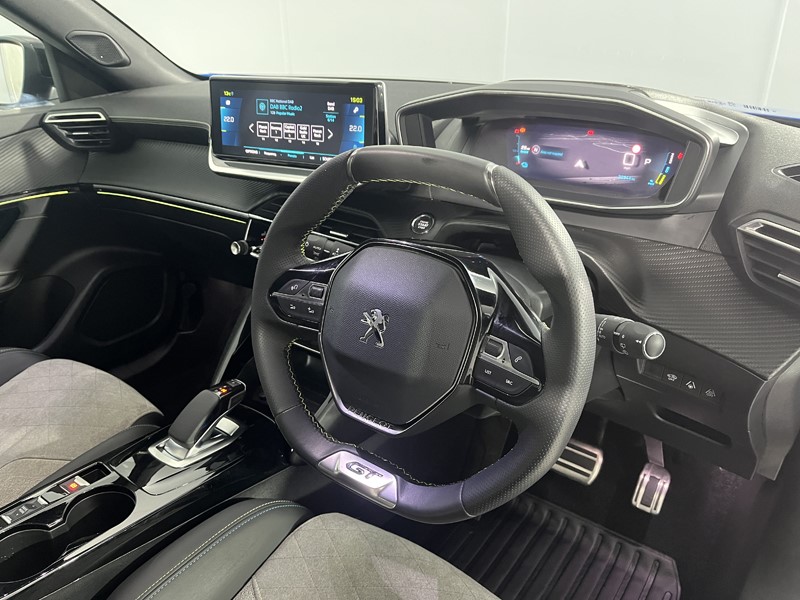 2020 (70) PEUGEOT 2008 100kW GT 50kWh 5dr Auto 5140178