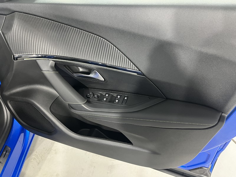 2020 (70) PEUGEOT 2008 100kW GT 50kWh 5dr Auto 5140193