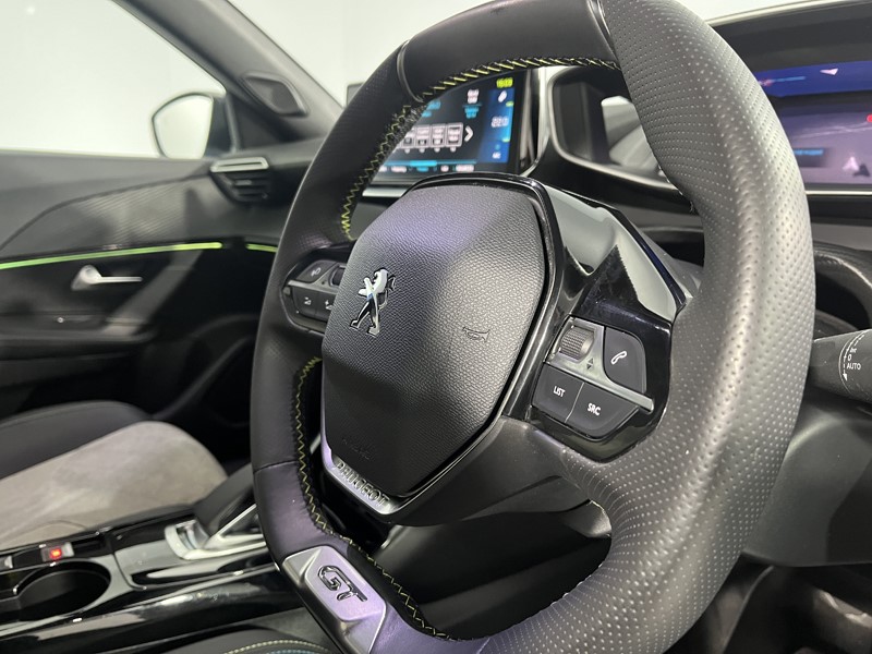 2020 (70) PEUGEOT 2008 100kW GT 50kWh 5dr Auto 5140194