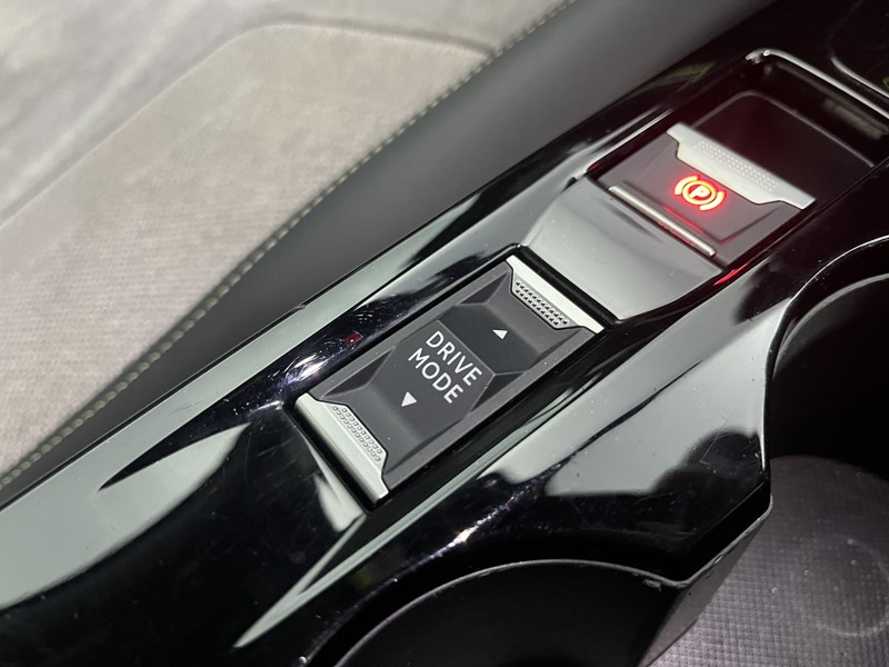 2020 (70) PEUGEOT 2008 100kW GT 50kWh 5dr Auto 5140203