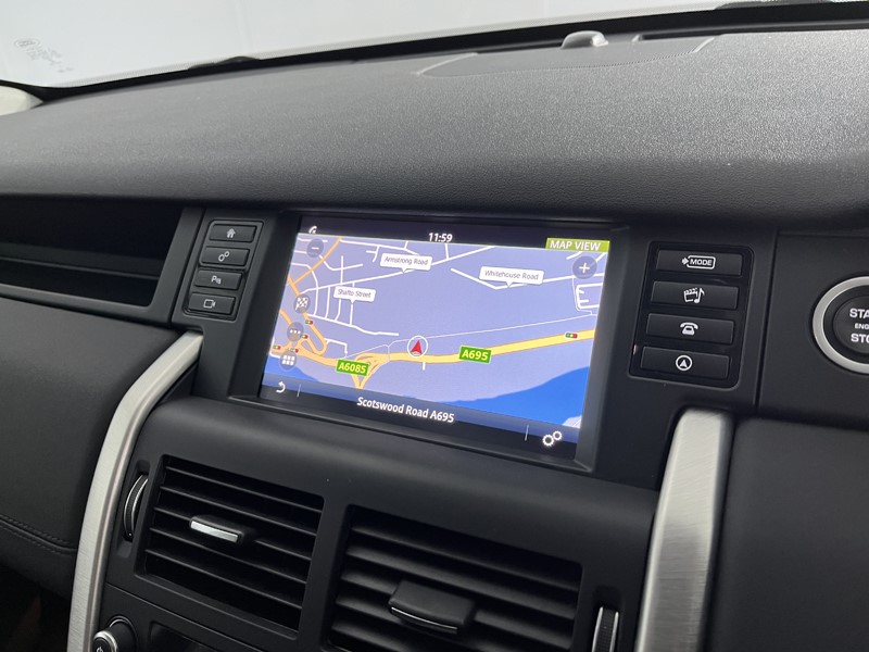 2017 (67) LAND ROVER DISCOVERY SPORT 2.0 TD4 180 SE Tech 5dr Auto 5260554