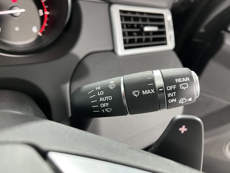 2017 (67) LAND ROVER DISCOVERY SPORT 2.0 TD4 180 SE Tech 5dr Auto 5260562