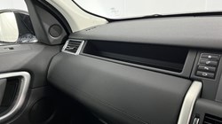 2017 (67) LAND ROVER DISCOVERY SPORT 2.0 TD4 180 SE Tech 5dr Auto 5260563