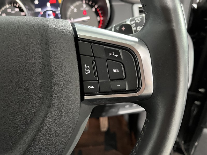 2017 (67) LAND ROVER DISCOVERY SPORT 2.0 TD4 180 SE Tech 5dr Auto 5260561