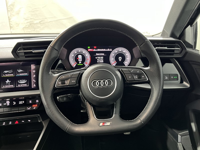 2022 (72) AUDI A3 35 TFSI Edition 1 4dr S Tronic 5145009