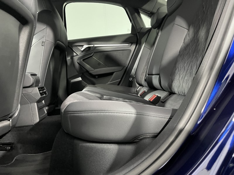 2022 (72) AUDI A3 35 TFSI Edition 1 4dr S Tronic 5145037