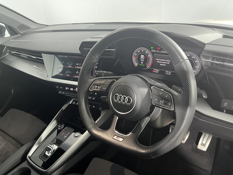 2022 (72) AUDI A3 35 TFSI Edition 1 4dr S Tronic 5145010