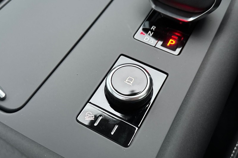  LAND ROVER DISCOVERY 3.0 D350 Dynamic HSE 5dr Auto 4857225