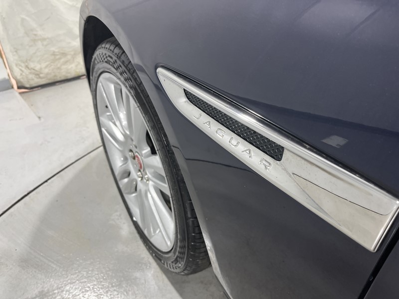 2017 (17) JAGUAR XE 2.0 Ingenium Portfolio 4dr Auto 5171153