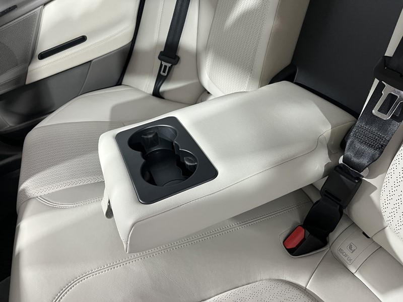 2017 (17) JAGUAR XE 2.0 Ingenium Portfolio 4dr Auto 5171148