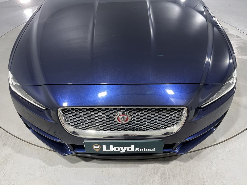 2017 (17) JAGUAR XE 2.0 Ingenium Portfolio 4dr Auto 5171152