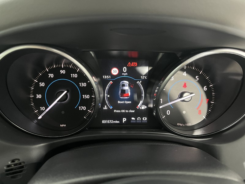 2017 (17) JAGUAR XE 2.0 Ingenium Portfolio 4dr Auto 5171121