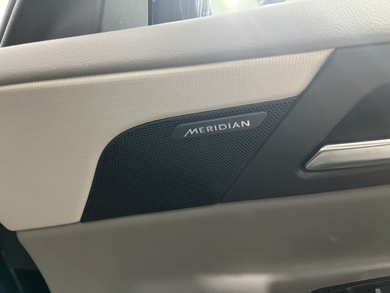 2017 (17) JAGUAR XE 2.0 Ingenium Portfolio 4dr Auto 5171133